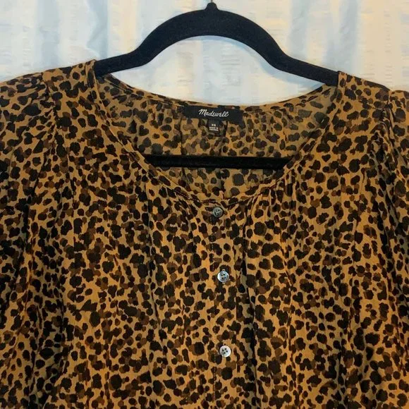 Madewell Animal Print Short Bubble Sleeve Crew Neck Button Up Shirt Womens XS - Picture 2 of 13